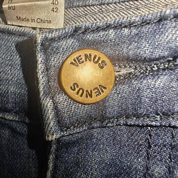 Venus Women Size 2 Skinny Jeans Lace Beads Distressed Raw Hem Medium Wash READ - Picture 7 of 13